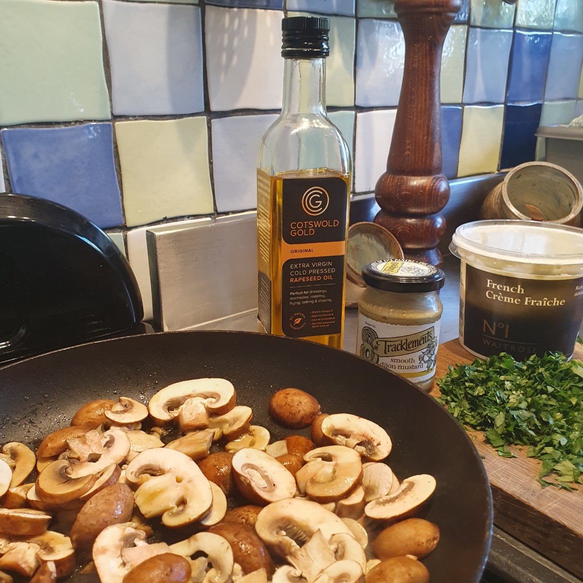 Rapeseed Oil Cotswold Gold