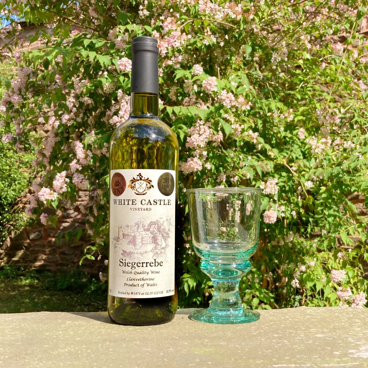 white castle siegerrebe welsh white wine white castle siegerrebe welsh white wine